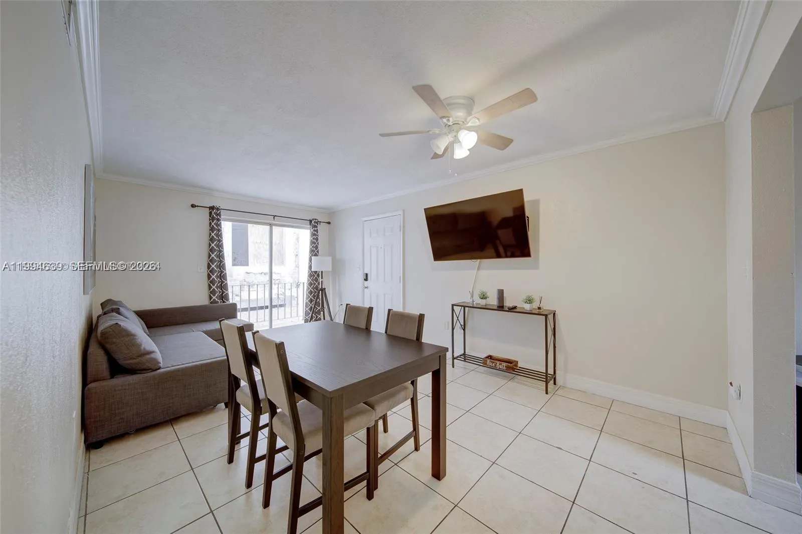 427 Sw 6th St 4, Miami, Florida 33130, Miami, Florida 33130, 2 Bedrooms Bedrooms, ,1 BathroomBathrooms,Residential Lease,For Rent,427 Sw 6th St 4, Miami, Florida 33130,A11994639
