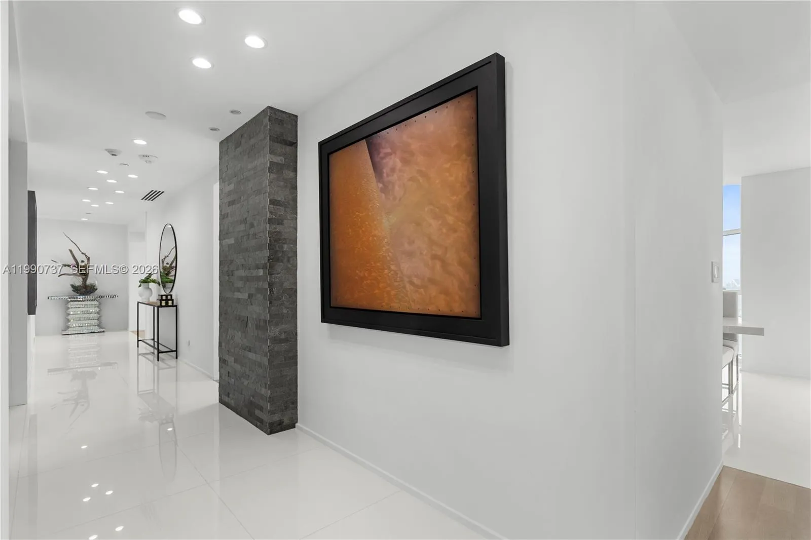 300 S Pointe Dr 3405, Miami Beach, Florida 33139, Miami Beach, Florida 33139, 4 Bedrooms Bedrooms, ,3 BathroomsBathrooms,Residential,For Sale,300 S Pointe Dr 3405, Miami Beach, Florida 33139,A11990737