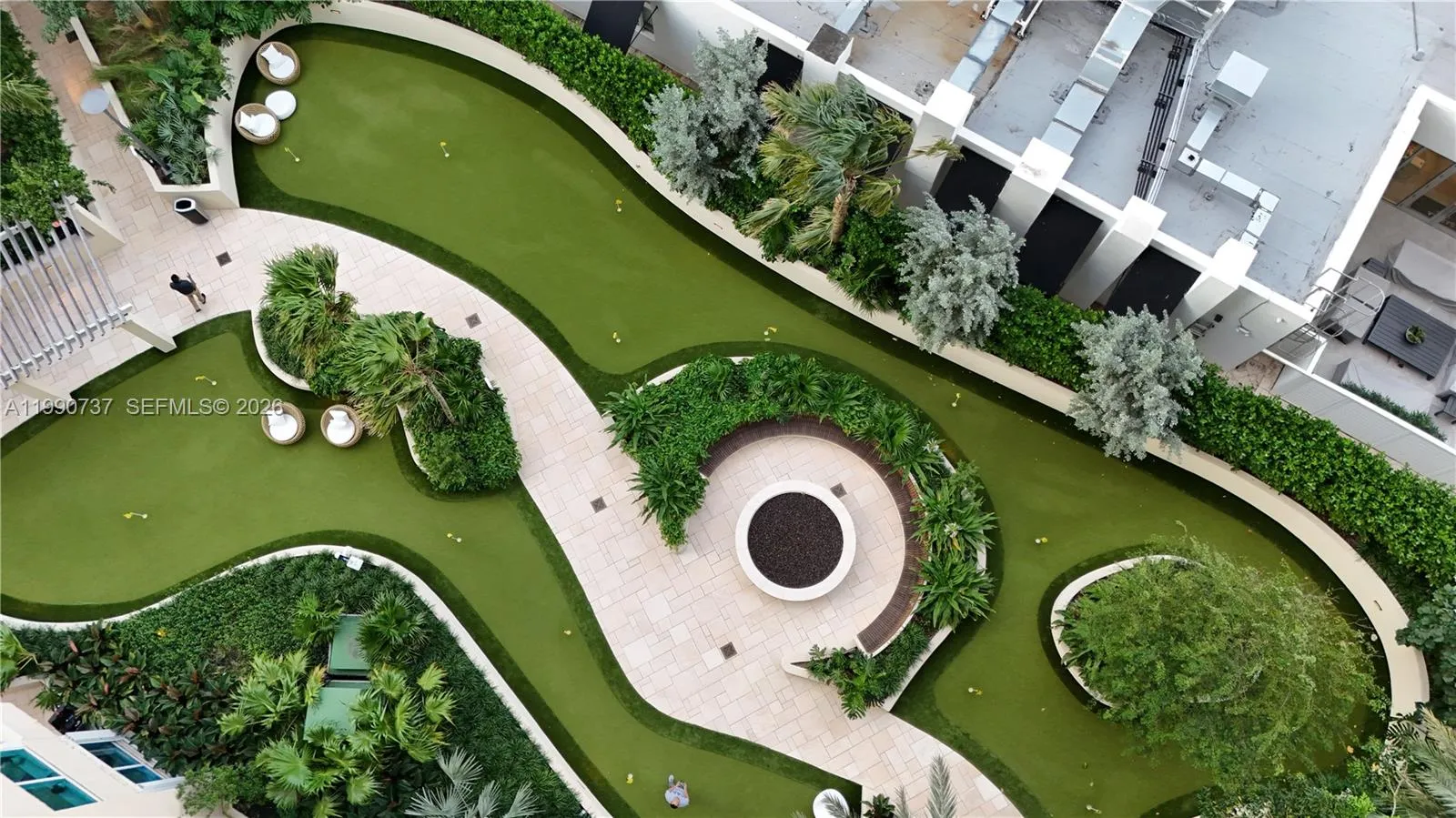 300 S Pointe Dr 3405, Miami Beach, Florida 33139, Miami Beach, Florida 33139, 4 Bedrooms Bedrooms, ,3 BathroomsBathrooms,Residential,For Sale,300 S Pointe Dr 3405, Miami Beach, Florida 33139,A11990737