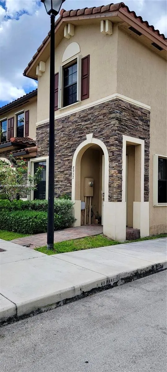 8952 W 35th Ln, Hialeah, Florida 33018, Hialeah, Florida 33018, 3 Bedrooms Bedrooms, ,2 BathroomsBathrooms,Residential Lease,For Rent,8952 W 35th Ln, Hialeah, Florida 33018,A11992316