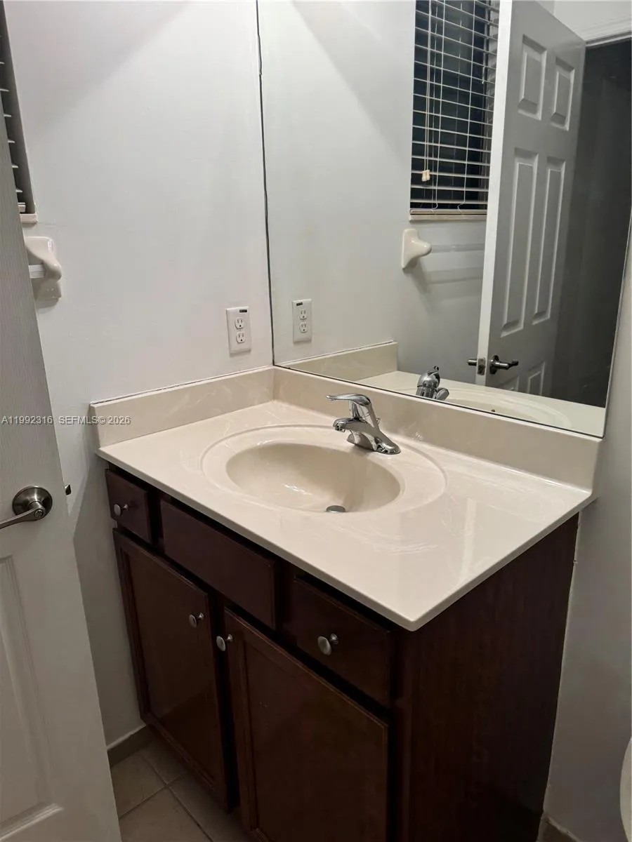 8952 W 35th Ln, Hialeah, Florida 33018, Hialeah, Florida 33018, 3 Bedrooms Bedrooms, ,2 BathroomsBathrooms,Residential Lease,For Rent,8952 W 35th Ln, Hialeah, Florida 33018,A11992316