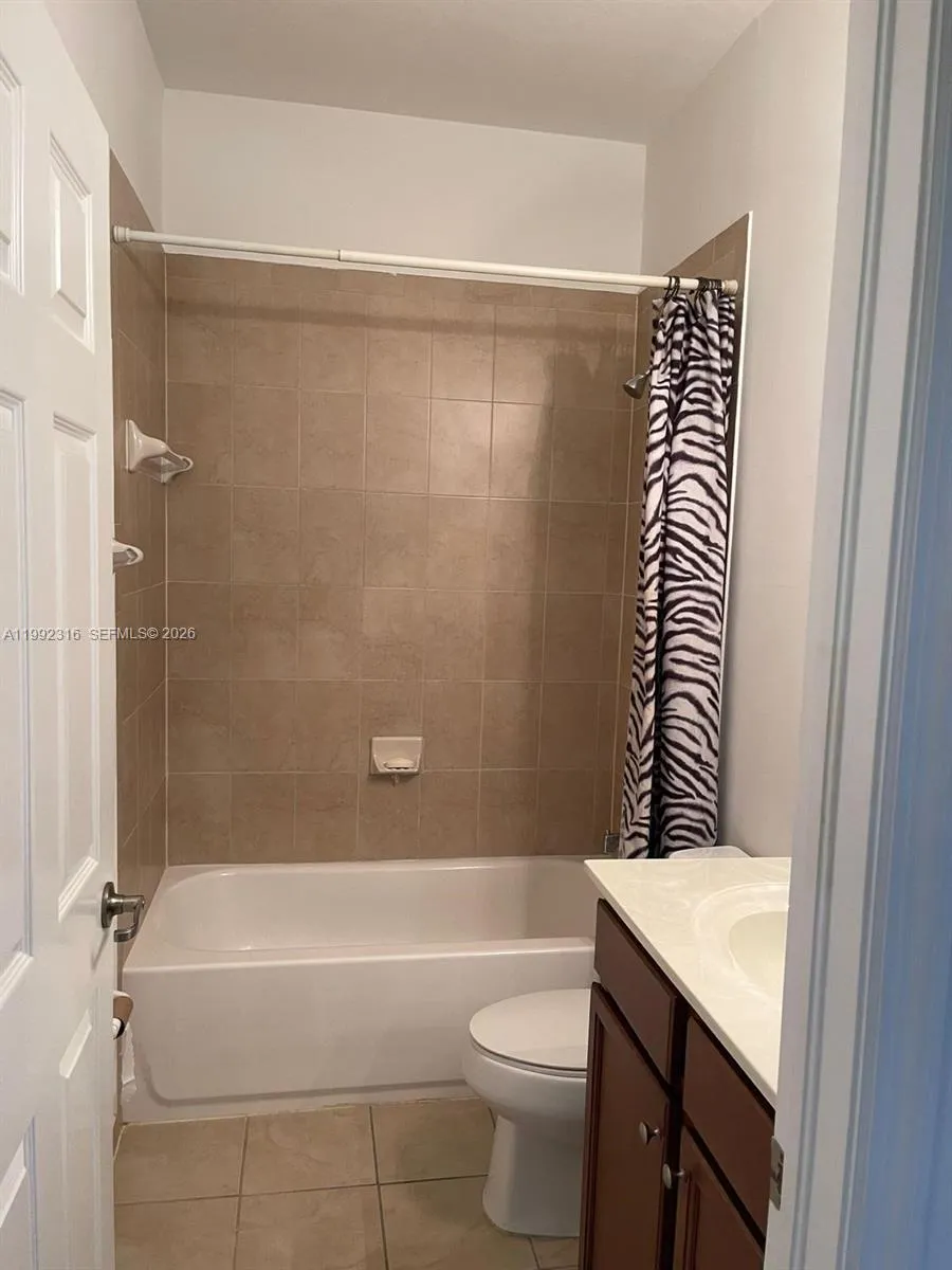 8952 W 35th Ln, Hialeah, Florida 33018, Hialeah, Florida 33018, 3 Bedrooms Bedrooms, ,2 BathroomsBathrooms,Residential Lease,For Rent,8952 W 35th Ln, Hialeah, Florida 33018,A11992316