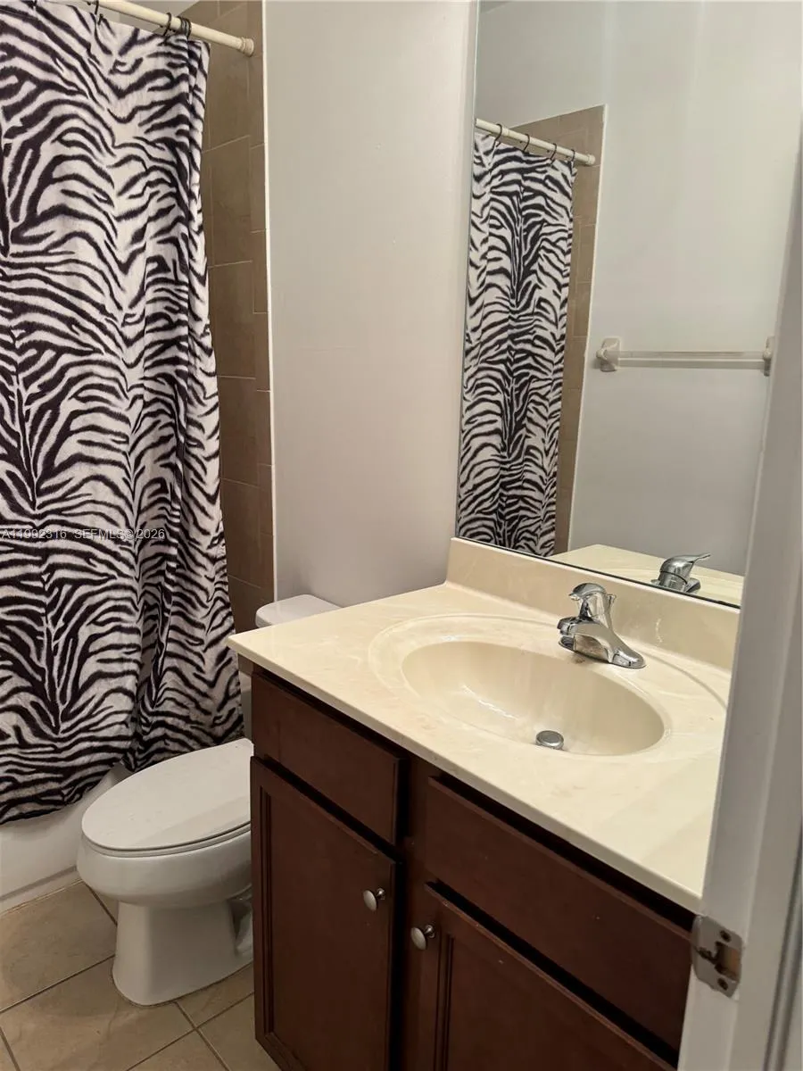 8952 W 35th Ln, Hialeah, Florida 33018, Hialeah, Florida 33018, 3 Bedrooms Bedrooms, ,2 BathroomsBathrooms,Residential Lease,For Rent,8952 W 35th Ln, Hialeah, Florida 33018,A11992316