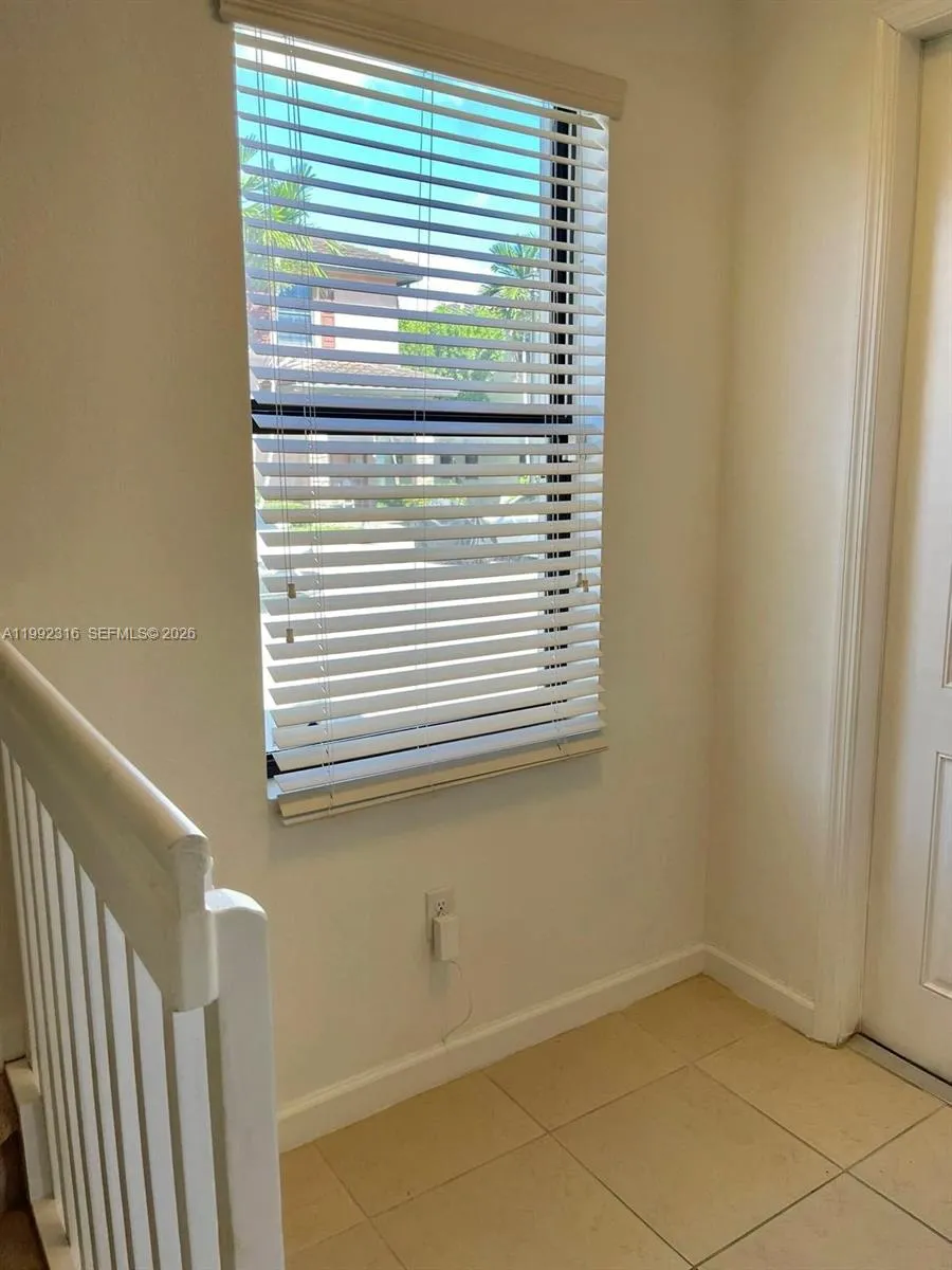 8952 W 35th Ln, Hialeah, Florida 33018, Hialeah, Florida 33018, 3 Bedrooms Bedrooms, ,2 BathroomsBathrooms,Residential Lease,For Rent,8952 W 35th Ln, Hialeah, Florida 33018,A11992316
