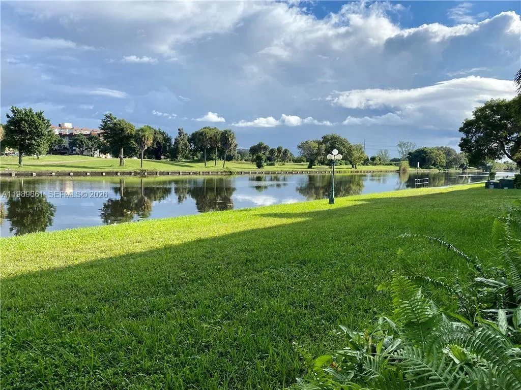 3740 Inverrary Dr 1t, Lauderhill, Florida 33319, Lauderhill, Florida 33319, 3 Bedrooms Bedrooms, ,2 BathroomsBathrooms,Residential,For Sale,3740 Inverrary Dr 1t, Lauderhill, Florida 33319,A11989661