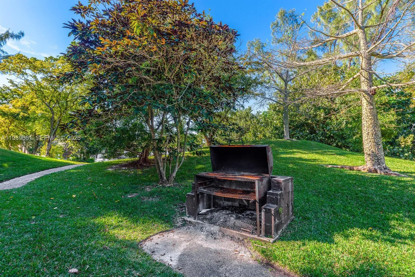 3740 Inverrary Dr 1t, Lauderhill, Florida 33319, Lauderhill, Florida 33319, 3 Bedrooms Bedrooms, ,2 BathroomsBathrooms,Residential,For Sale,3740 Inverrary Dr 1t, Lauderhill, Florida 33319,A11989661