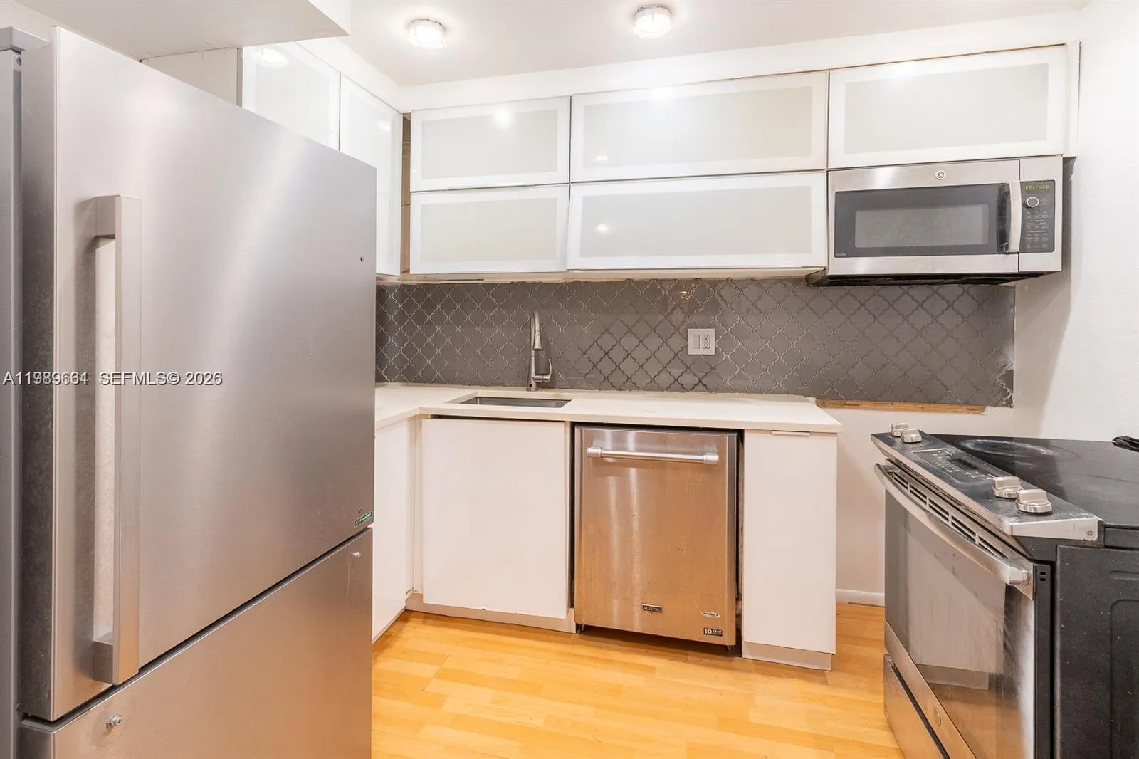 3740 Inverrary Dr 1t, Lauderhill, Florida 33319, Lauderhill, Florida 33319, 3 Bedrooms Bedrooms, ,2 BathroomsBathrooms,Residential,For Sale,3740 Inverrary Dr 1t, Lauderhill, Florida 33319,A11989661