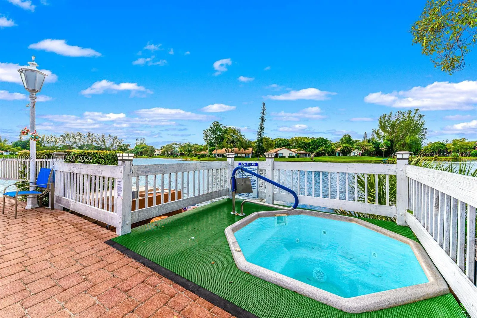 3740 Inverrary Dr 1t, Lauderhill, Florida 33319, Lauderhill, Florida 33319, 3 Bedrooms Bedrooms, ,2 BathroomsBathrooms,Residential,For Sale,3740 Inverrary Dr 1t, Lauderhill, Florida 33319,A11989661