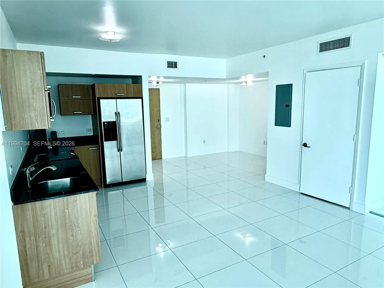 350 S Miami Ave 1907, Miami, Florida 33130, Miami, Florida 33130, 1 Bedroom Bedrooms, ,1 BathroomBathrooms,Residential Lease,For Rent,350 S Miami Ave 1907, Miami, Florida 33130,A11994704