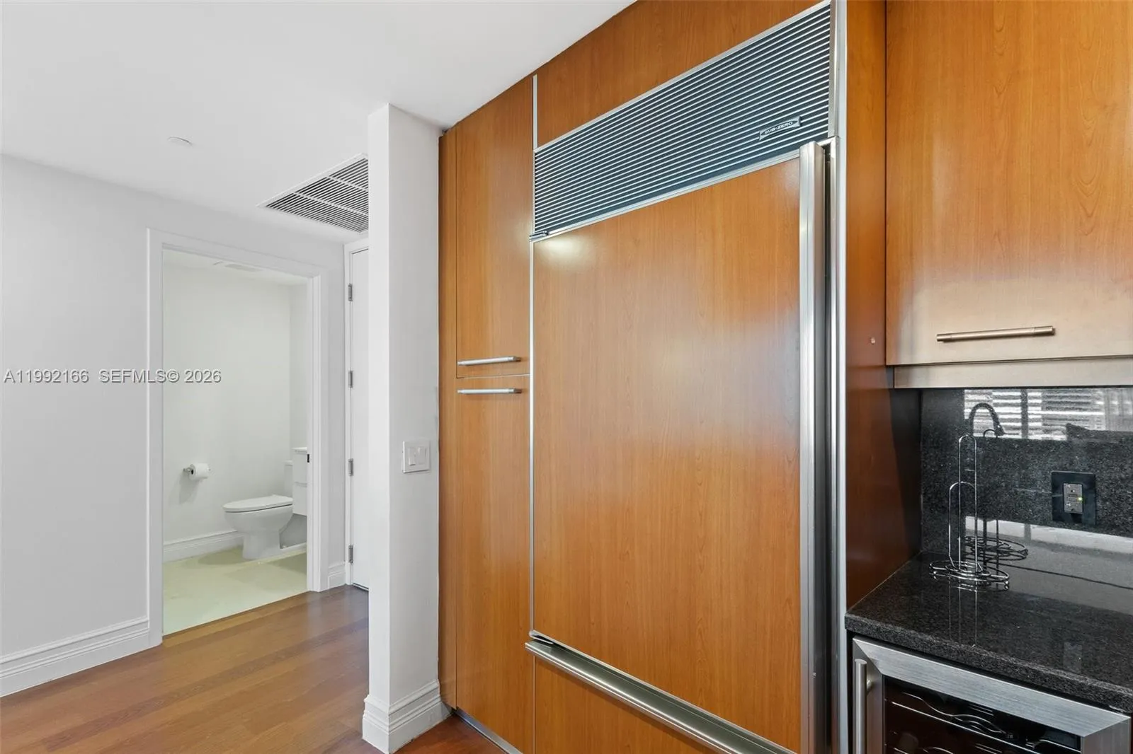 901 Brickell Key Blvd 1609, Miami, Florida 33131, Miami, Florida 33131, 2 Bedrooms Bedrooms, ,2 BathroomsBathrooms,Residential Lease,For Rent,901 Brickell Key Blvd 1609, Miami, Florida 33131,A11992166