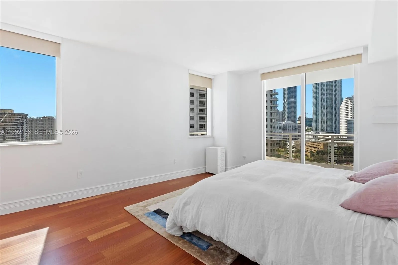901 Brickell Key Blvd 1609, Miami, Florida 33131, Miami, Florida 33131, 2 Bedrooms Bedrooms, ,2 BathroomsBathrooms,Residential Lease,For Rent,901 Brickell Key Blvd 1609, Miami, Florida 33131,A11992166