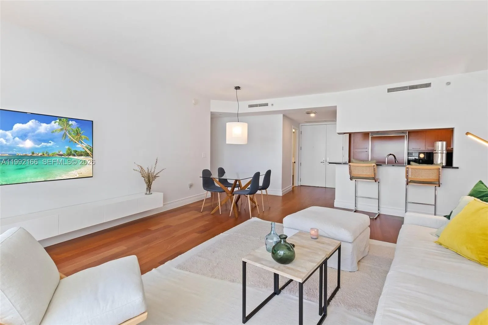 901 Brickell Key Blvd 1609, Miami, Florida 33131, Miami, Florida 33131, 2 Bedrooms Bedrooms, ,2 BathroomsBathrooms,Residential Lease,For Rent,901 Brickell Key Blvd 1609, Miami, Florida 33131,A11992166