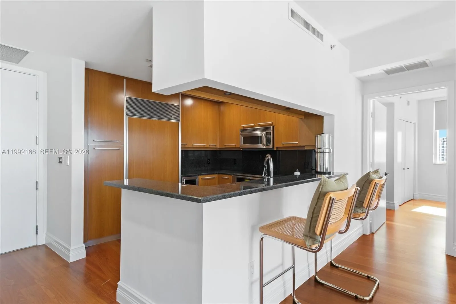 901 Brickell Key Blvd 1609, Miami, Florida 33131, Miami, Florida 33131, 2 Bedrooms Bedrooms, ,2 BathroomsBathrooms,Residential Lease,For Rent,901 Brickell Key Blvd 1609, Miami, Florida 33131,A11992166