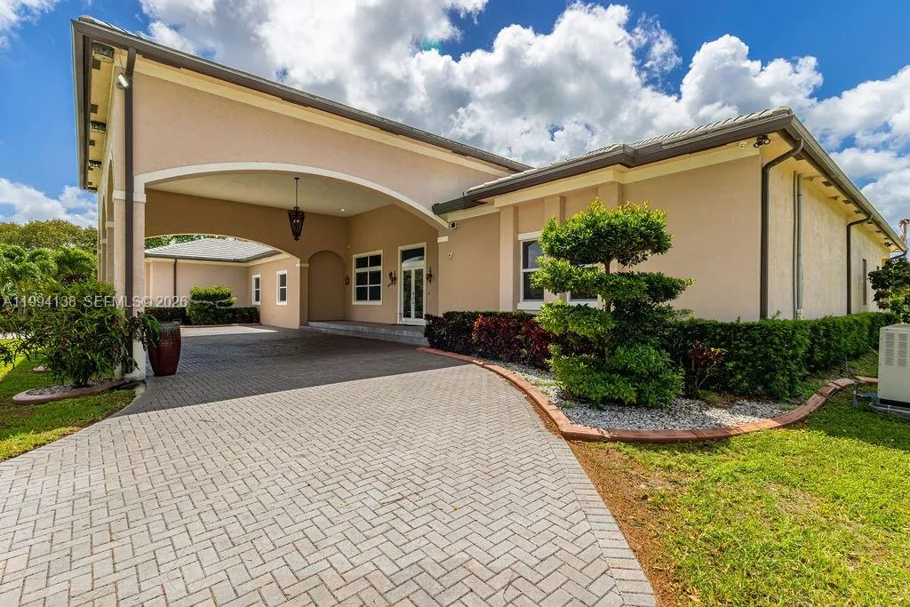 4800 Sw 141st Ave, Miramar, Florida 33027, Miramar, Florida 33027, 7 Bedrooms Bedrooms, ,5 BathroomsBathrooms,Residential,For Sale,4800 Sw 141st Ave, Miramar, Florida 33027,A11994138