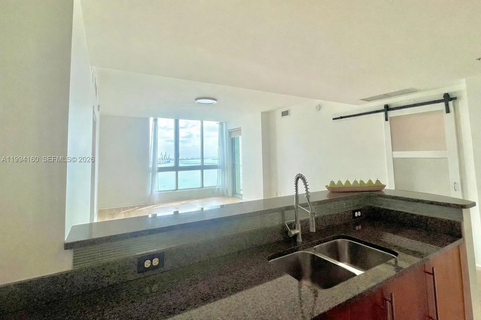 300 S Biscayne Blvd T-2012, Miami, Florida 33131, Miami, Florida 33131, 2 Bedrooms Bedrooms, ,2 BathroomsBathrooms,Residential,For Sale,300 S Biscayne Blvd T-2012, Miami, Florida 33131,A11994160