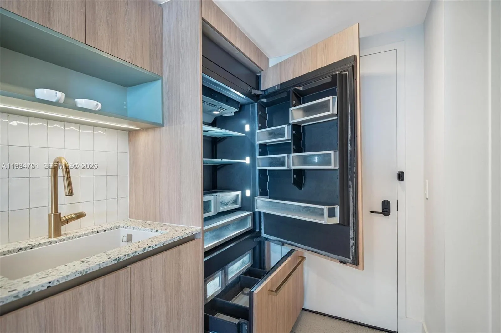 Miami, Florida 33132, Miami, Florida 33132, 1 Bedroom Bedrooms, ,1 BathroomBathrooms,Residential,For Sale, Miami, Florida 33132,A11994751