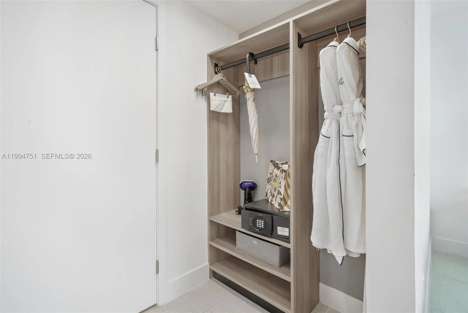 Miami, Florida 33132, Miami, Florida 33132, 1 Bedroom Bedrooms, ,1 BathroomBathrooms,Residential,For Sale, Miami, Florida 33132,A11994751