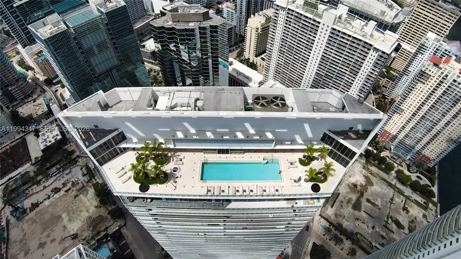 1300 Brickell Bay Dr 3100, Miami, Florida 33131, Miami, Florida 33131, 1 Bedroom Bedrooms, ,1 BathroomBathrooms,Residential Lease,For Rent,1300 Brickell Bay Dr 3100, Miami, Florida 33131,A11994347
