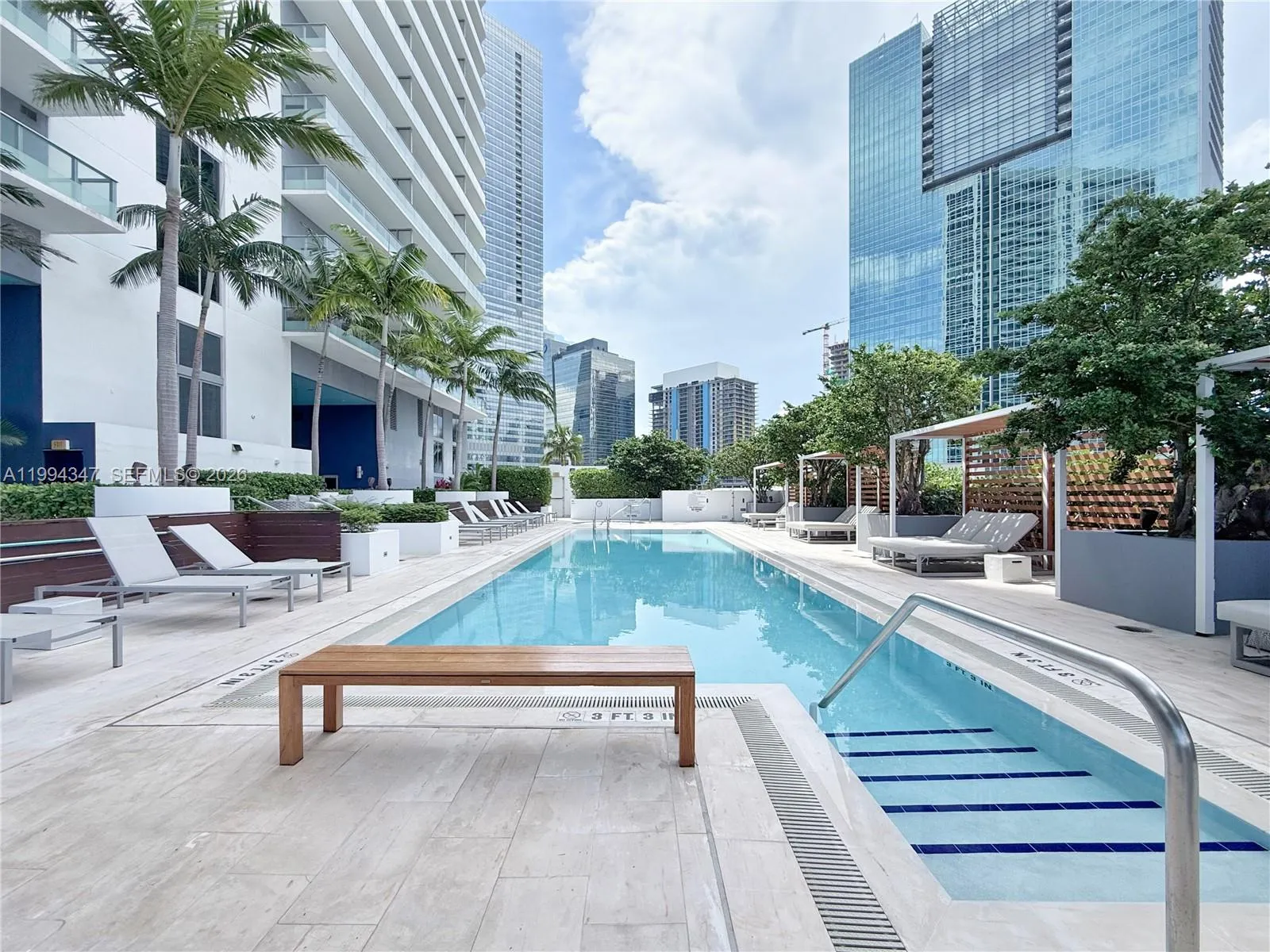 1300 Brickell Bay Dr 3100, Miami, Florida 33131, Miami, Florida 33131, 1 Bedroom Bedrooms, ,1 BathroomBathrooms,Residential Lease,For Rent,1300 Brickell Bay Dr 3100, Miami, Florida 33131,A11994347