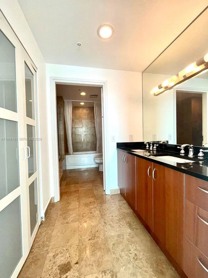 300 S Biscayne Blvd T-2012, Miami, Florida 33131, Miami, Florida 33131, 2 Bedrooms Bedrooms, ,2 BathroomsBathrooms,Residential Lease,For Rent,300 S Biscayne Blvd T-2012, Miami, Florida 33131,A11994761