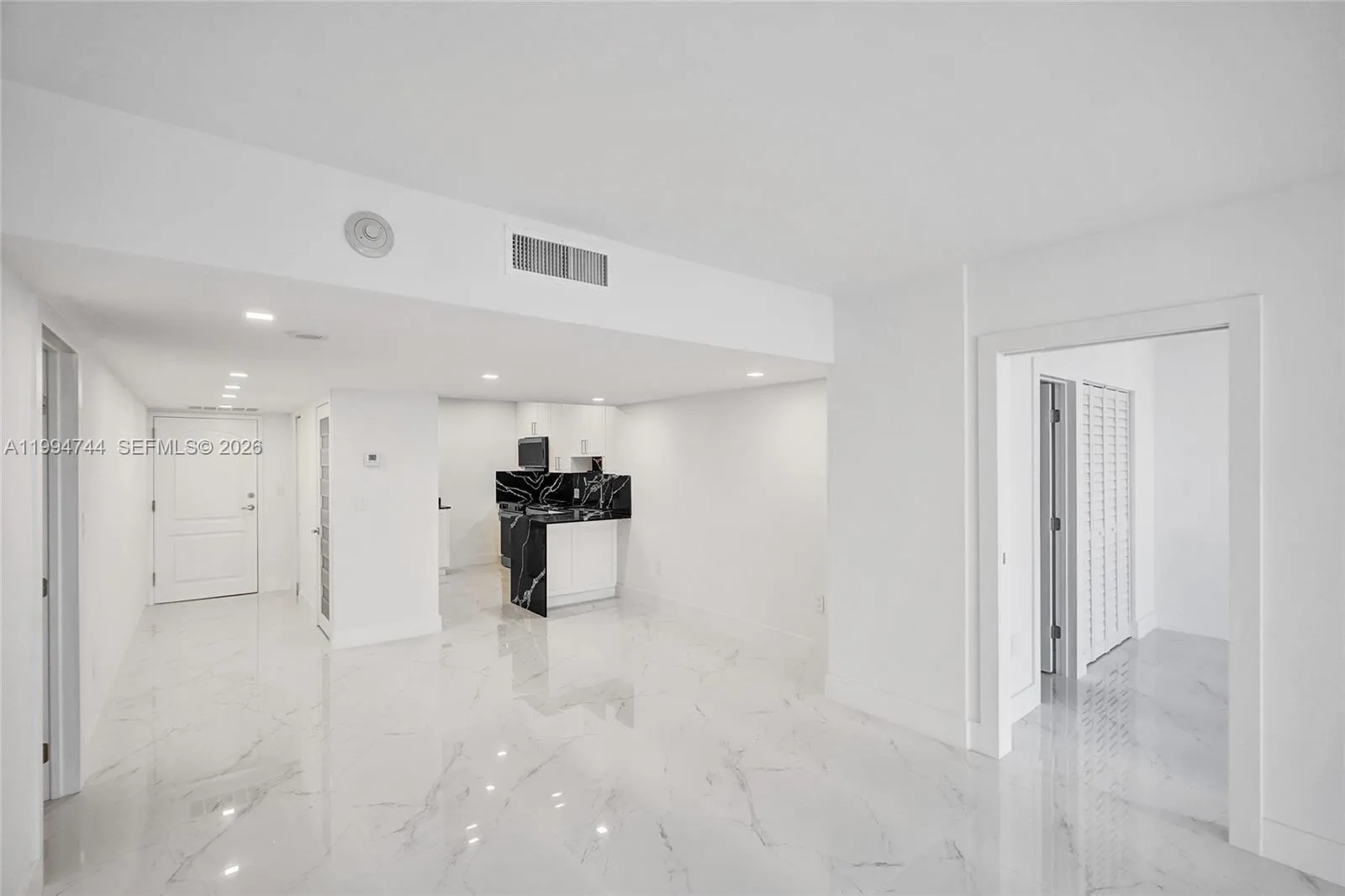 3625 N Country Club Dr 2310, Aventura, Florida 331, Aventura, Florida 33180, 2 Bedrooms Bedrooms, ,2 BathroomsBathrooms,Residential Lease,For Rent,3625 N Country Club Dr 2310, Aventura, Florida 331,A11994744