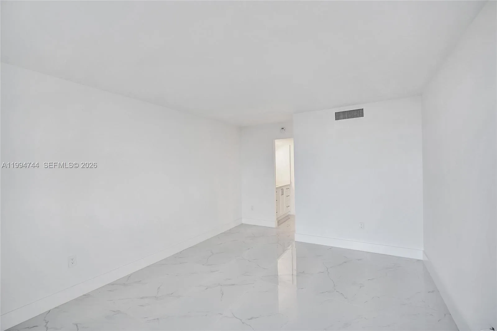 3625 N Country Club Dr 2310, Aventura, Florida 331, Aventura, Florida 33180, 2 Bedrooms Bedrooms, ,2 BathroomsBathrooms,Residential Lease,For Rent,3625 N Country Club Dr 2310, Aventura, Florida 331,A11994744