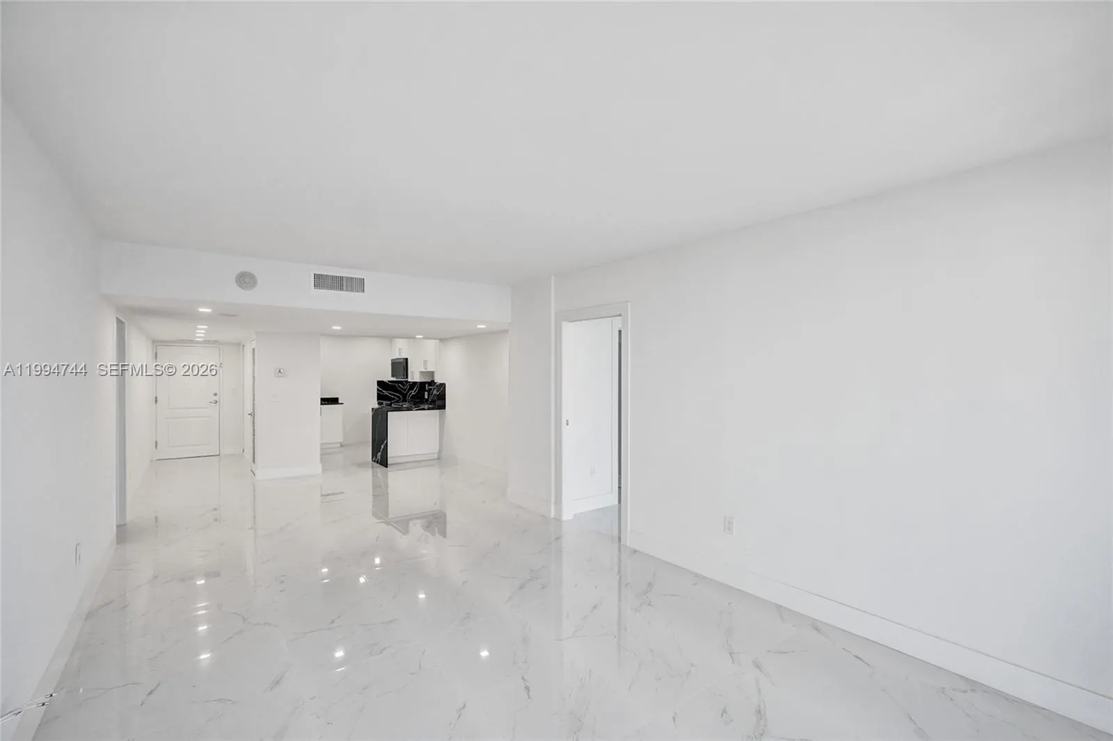 3625 N Country Club Dr 2310, Aventura, Florida 331, Aventura, Florida 33180, 2 Bedrooms Bedrooms, ,2 BathroomsBathrooms,Residential Lease,For Rent,3625 N Country Club Dr 2310, Aventura, Florida 331,A11994744
