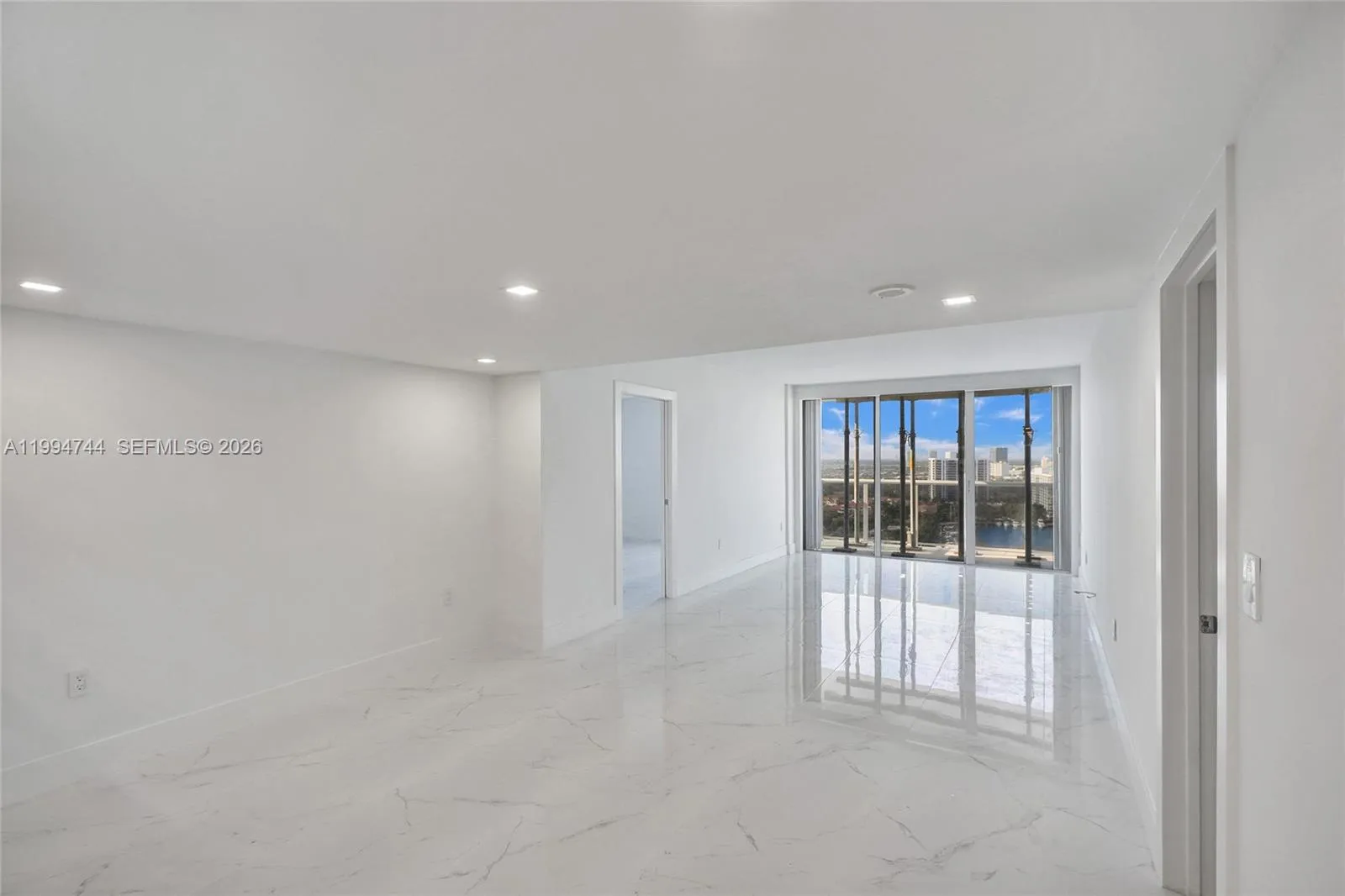 3625 N Country Club Dr 2310, Aventura, Florida 331, Aventura, Florida 33180, 2 Bedrooms Bedrooms, ,2 BathroomsBathrooms,Residential Lease,For Rent,3625 N Country Club Dr 2310, Aventura, Florida 331,A11994744