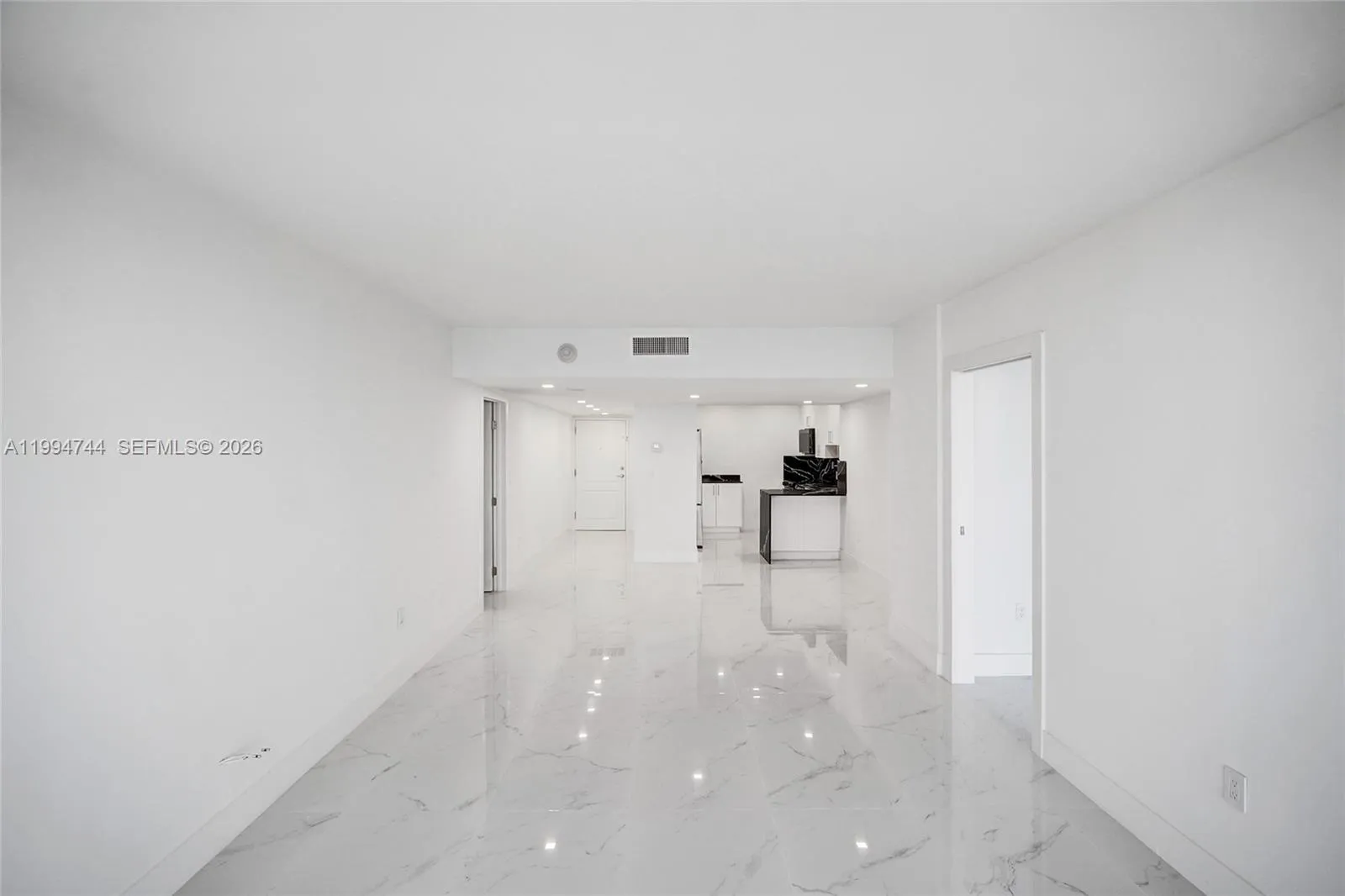 3625 N Country Club Dr 2310, Aventura, Florida 331, Aventura, Florida 33180, 2 Bedrooms Bedrooms, ,2 BathroomsBathrooms,Residential Lease,For Rent,3625 N Country Club Dr 2310, Aventura, Florida 331,A11994744
