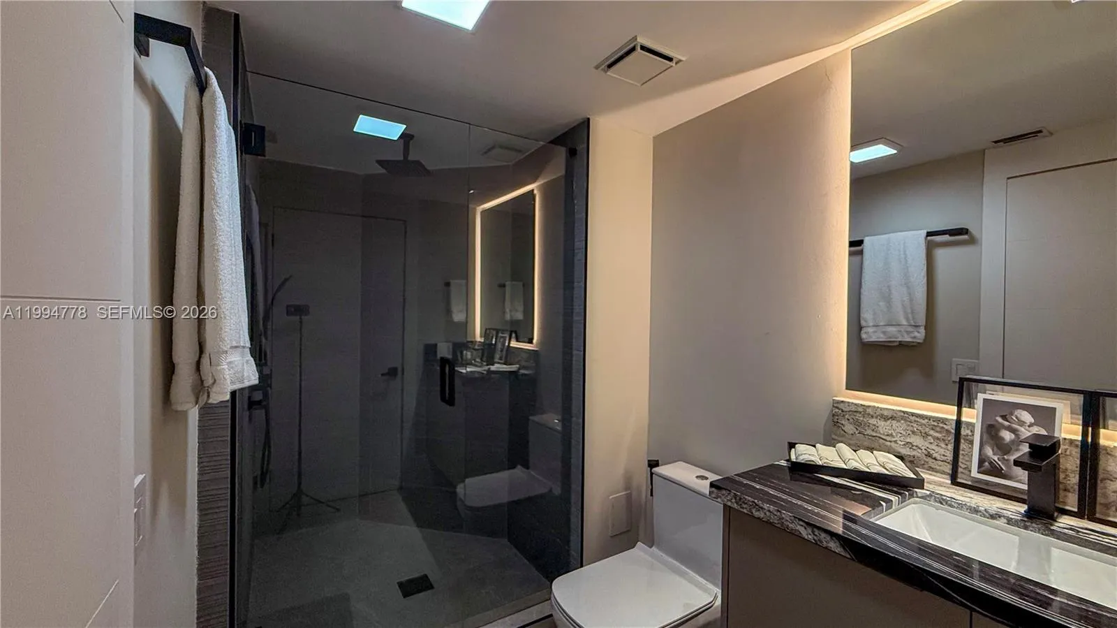 2000 Island Blvd 2404, Aventura, Florida 33160, Aventura, Florida 33160, 3 Bedrooms Bedrooms, ,3 BathroomsBathrooms,Residential Lease,For Rent,2000 Island Blvd 2404, Aventura, Florida 33160,A11994778