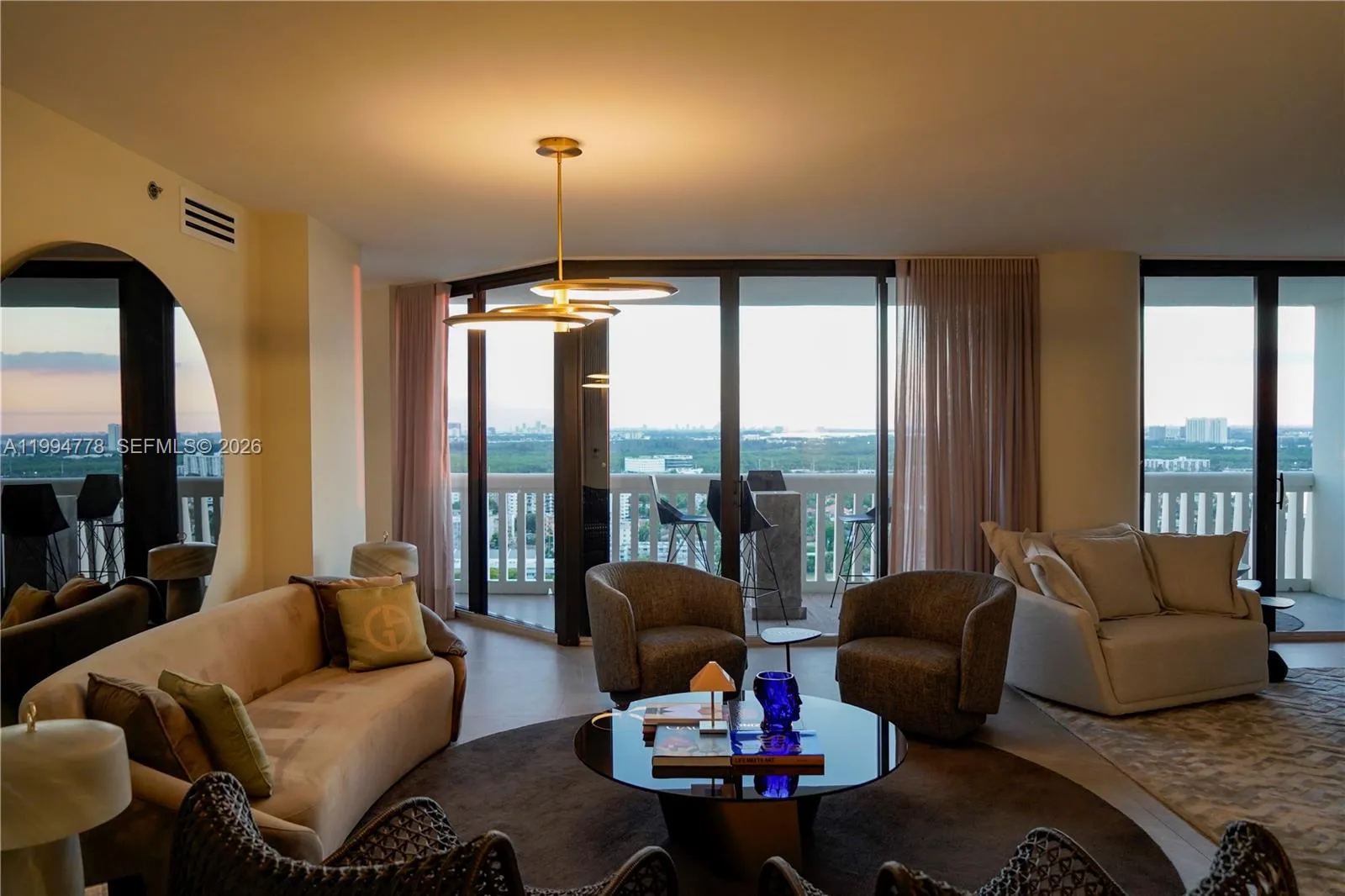 2000 Island Blvd 2404, Aventura, Florida 33160, Aventura, Florida 33160, 3 Bedrooms Bedrooms, ,3 BathroomsBathrooms,Residential Lease,For Rent,2000 Island Blvd 2404, Aventura, Florida 33160,A11994778
