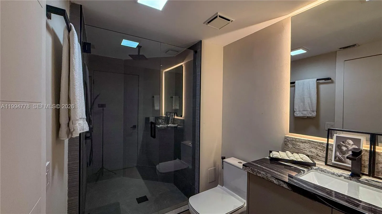 2000 Island Blvd 2404, Aventura, Florida 33160, Aventura, Florida 33160, 3 Bedrooms Bedrooms, ,3 BathroomsBathrooms,Residential Lease,For Rent,2000 Island Blvd 2404, Aventura, Florida 33160,A11994778