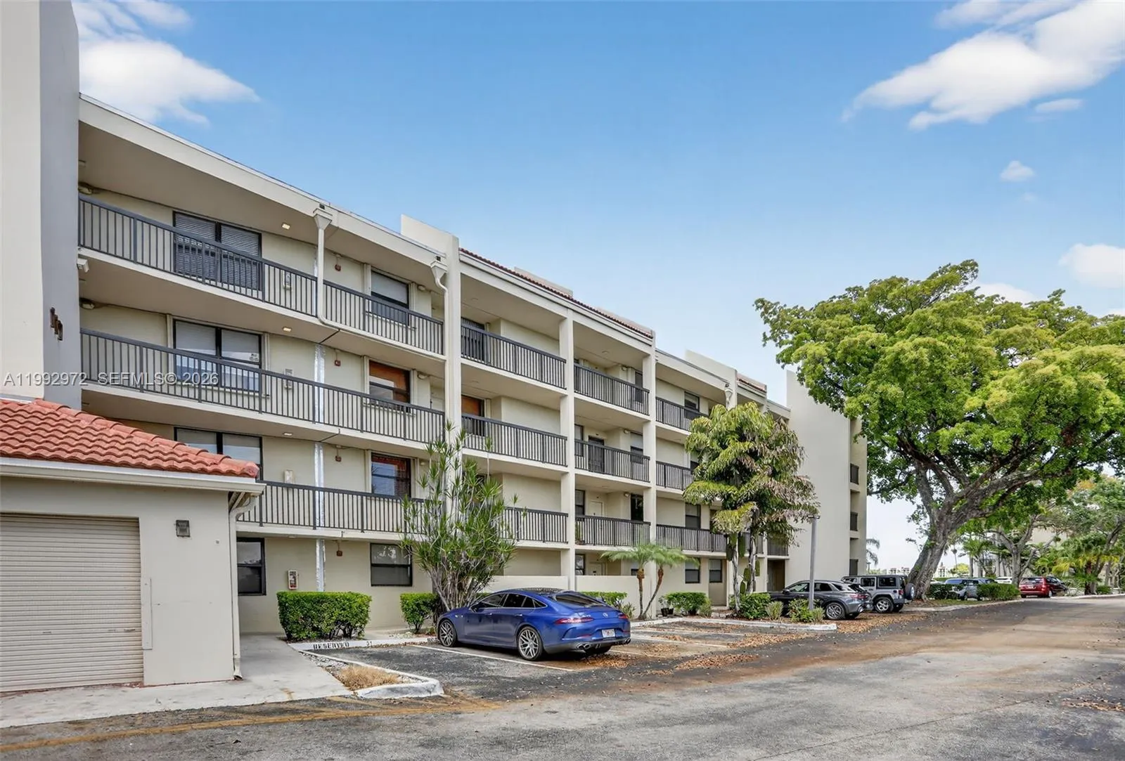 117 Lake Emerald Dr 409, Oakland Park, Florida 333, Oakland Park, Florida 33309, 2 Bedrooms Bedrooms, ,2 BathroomsBathrooms,Residential,For Sale,117 Lake Emerald Dr 409, Oakland Park, Florida 333,A11992972 117 Lake Emerald Dr 409, Oakland Park, Florida 333, Oakland Park, Florida 33309, 2 Bedrooms Bedrooms, ,2 BathroomsBathrooms,Residential,For Sale,117 Lake Emerald Dr 409, Oakland Park, Florida 333,A11992972