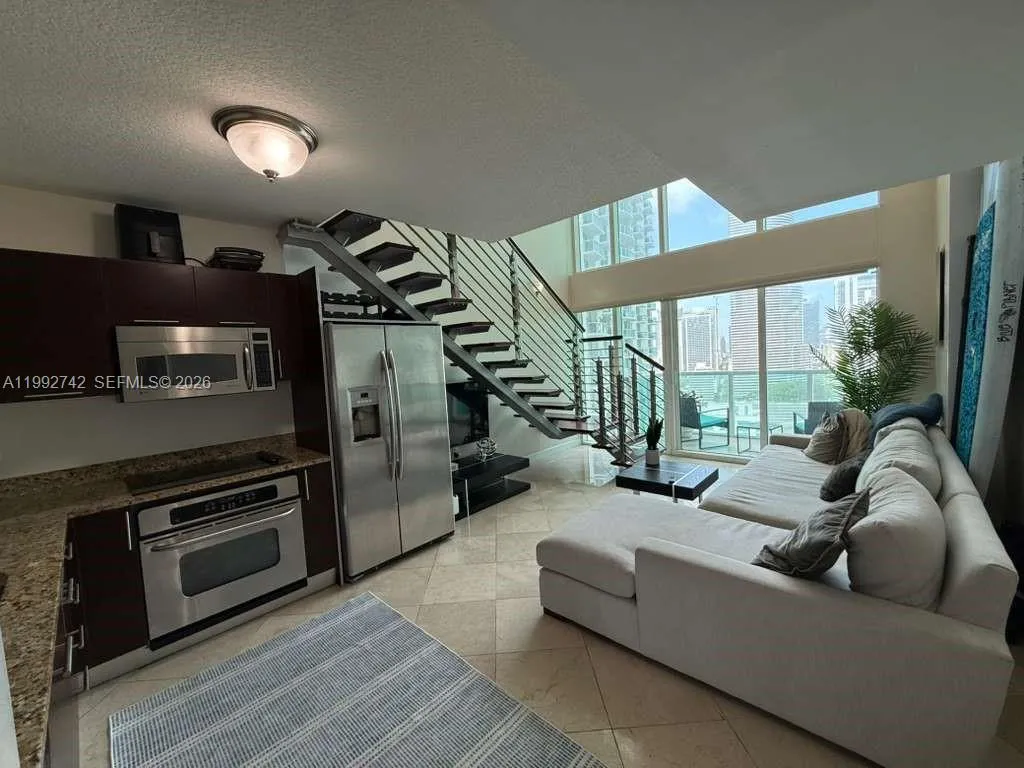 41 Se 5th St 1505, Miami, Florida 33131, Miami, Florida 33131, 1 Bedroom Bedrooms, ,1 BathroomBathrooms,Residential Lease,For Rent,41 Se 5th St 1505, Miami, Florida 33131,A11992742