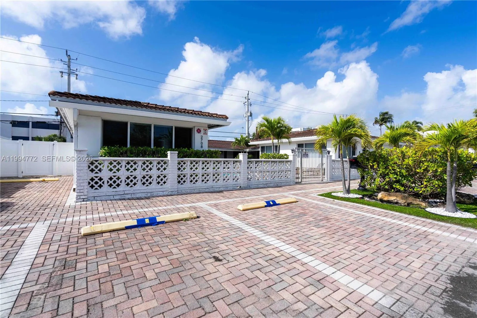 2708 Ne 32nd St 4, Fort Lauderdale, Florida 33306, Fort Lauderdale, Florida 33306, 1 Bedroom Bedrooms, ,1 BathroomBathrooms,Residential Lease,For Rent,2708 Ne 32nd St 4, Fort Lauderdale, Florida 33306,A11994772 2708 Ne 32nd St 4, Fort Lauderdale, Florida 33306, Fort Lauderdale, Florida 33306, 1 Bedroom Bedrooms, ,1 BathroomBathrooms,Residential Lease,For Rent,2708 Ne 32nd St 4, Fort Lauderdale, Florida 33306,A11994772