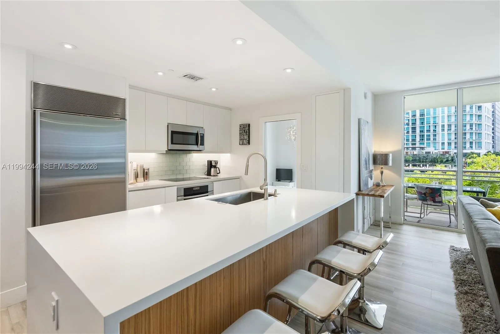 901 Brickell Key Blvd 305, Miami, Florida 33131, Miami, Florida 33131, 2 Bedrooms Bedrooms, ,2 BathroomsBathrooms,Residential Lease,For Rent,901 Brickell Key Blvd 305, Miami, Florida 33131,A11994244