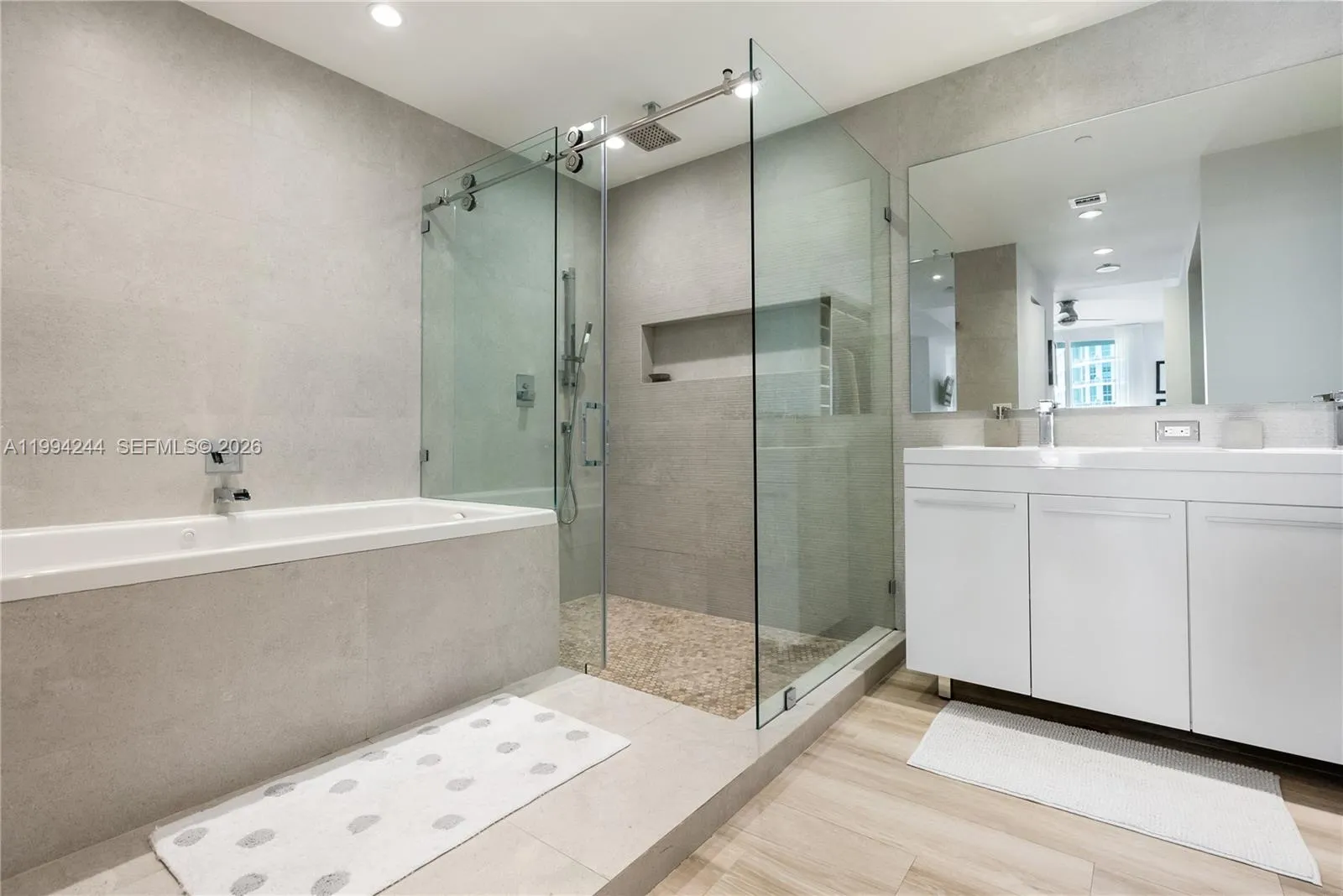 Main bathroom