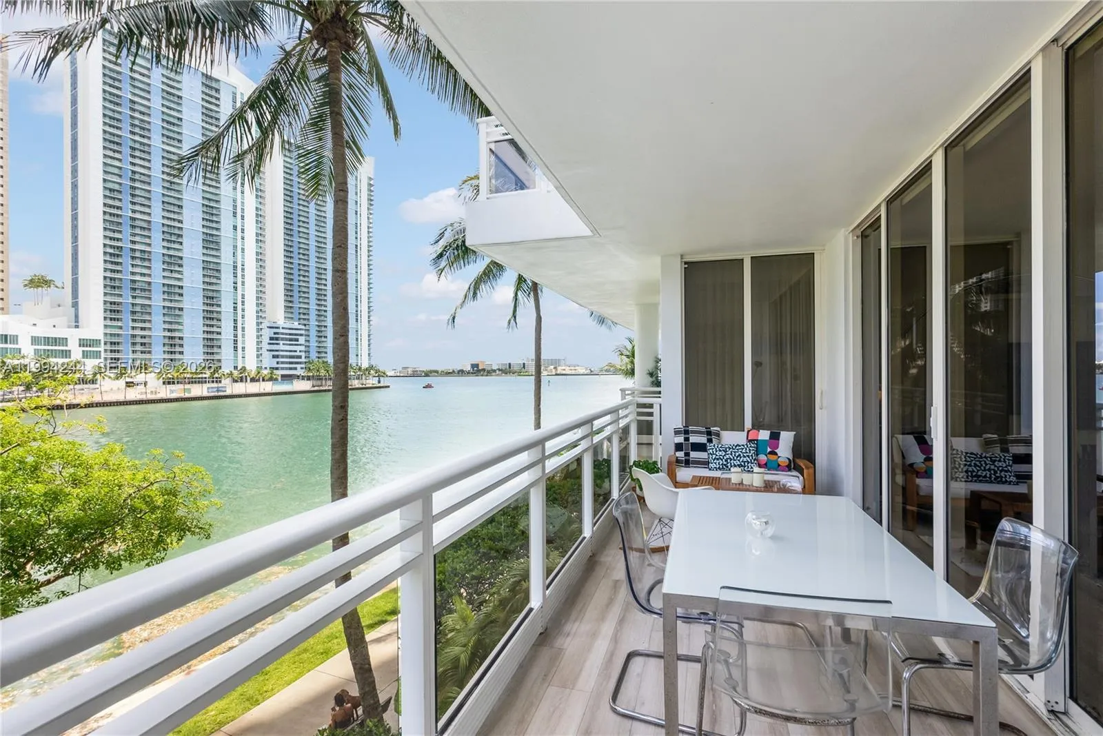 901 Brickell Key Blvd 305, Miami, Florida 33131, Miami, Florida 33131, 2 Bedrooms Bedrooms, ,2 BathroomsBathrooms,Residential Lease,For Rent,901 Brickell Key Blvd 305, Miami, Florida 33131,A11994244