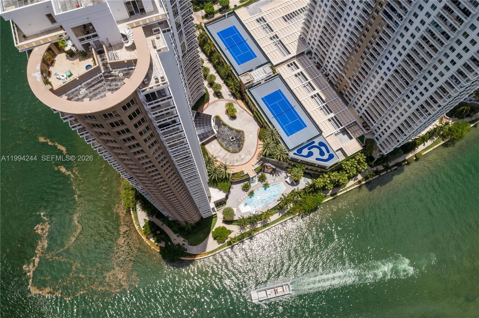 901 Brickell Key Blvd 305, Miami, Florida 33131, Miami, Florida 33131, 2 Bedrooms Bedrooms, ,2 BathroomsBathrooms,Residential Lease,For Rent,901 Brickell Key Blvd 305, Miami, Florida 33131,A11994244
