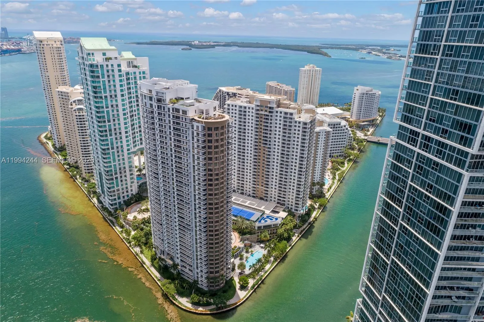 901 Brickell Key Blvd 305, Miami, Florida 33131, Miami, Florida 33131, 2 Bedrooms Bedrooms, ,2 BathroomsBathrooms,Residential Lease,For Rent,901 Brickell Key Blvd 305, Miami, Florida 33131,A11994244