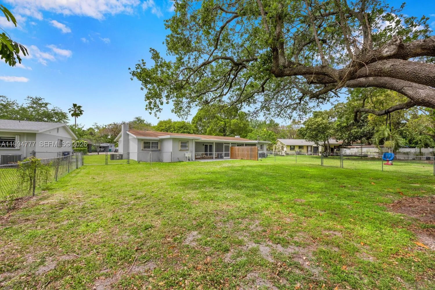 11401 Sw 81st Rd -, Pinecrest, Florida 33156, Pinecrest, Florida 33156, 3 Bedrooms Bedrooms, ,2 BathroomsBathrooms,Residential Lease,For Rent,11401 Sw 81st Rd -, Pinecrest, Florida 33156,A11994777