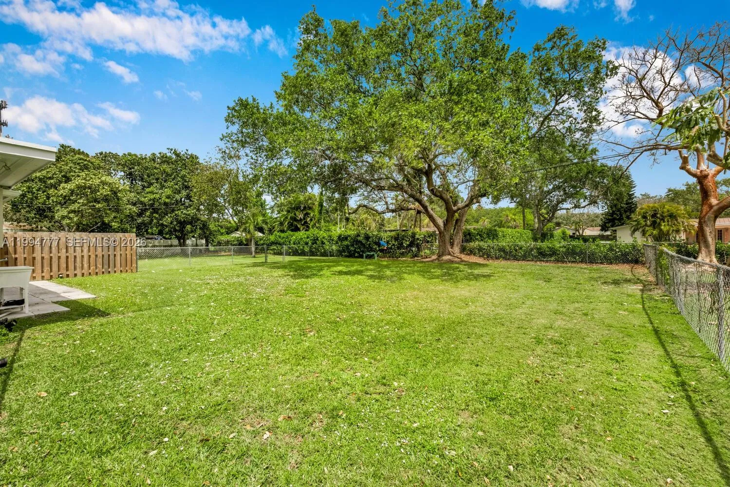 11401 Sw 81st Rd -, Pinecrest, Florida 33156, Pinecrest, Florida 33156, 3 Bedrooms Bedrooms, ,2 BathroomsBathrooms,Residential Lease,For Rent,11401 Sw 81st Rd -, Pinecrest, Florida 33156,A11994777