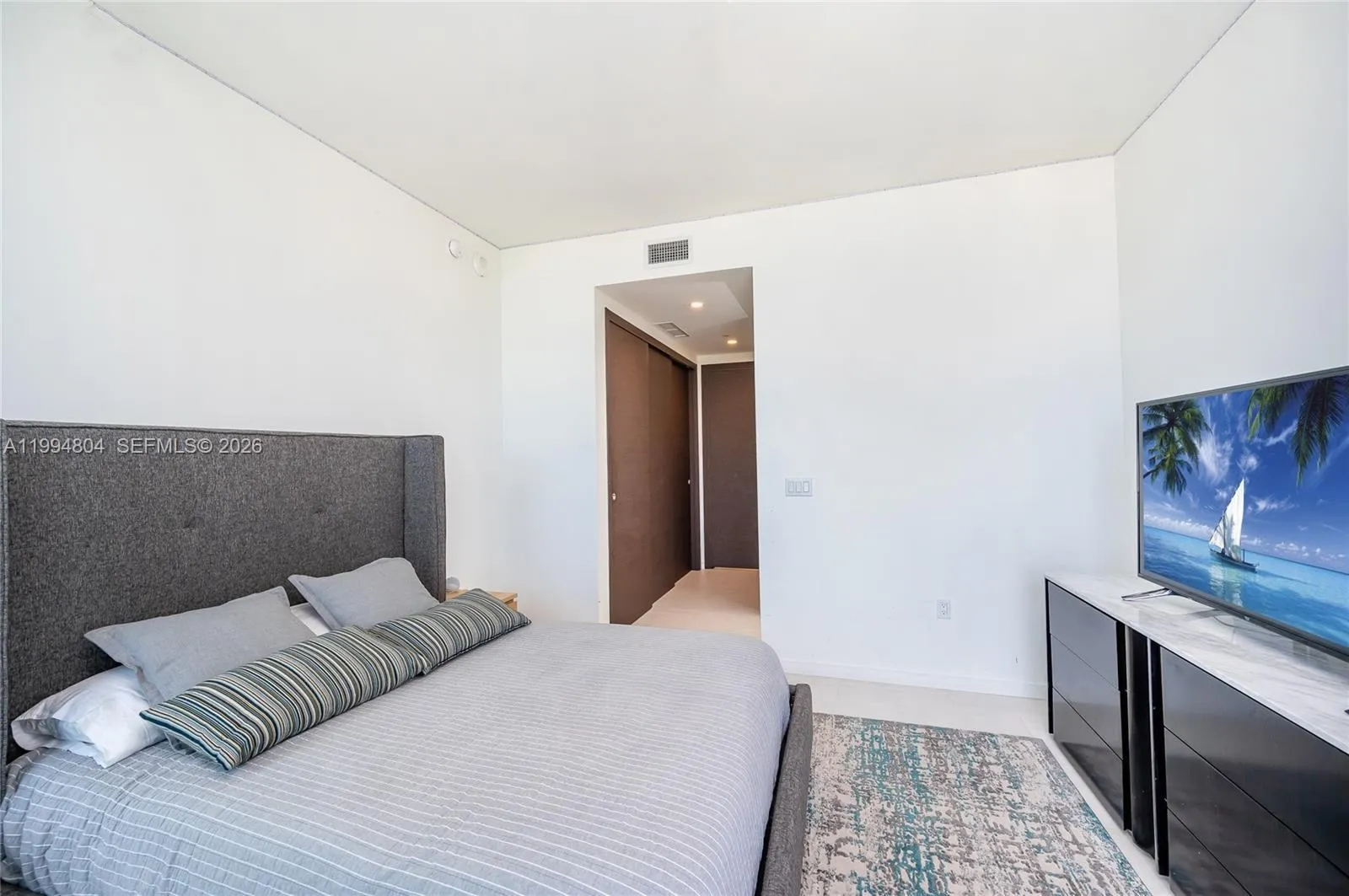 1000 Brickell Plz Ph5004, Miami, Florida 33131, Miami, Florida 33131, 4 Bedrooms Bedrooms, ,4 BathroomsBathrooms,Residential Lease,For Rent,1000 Brickell Plz Ph5004, Miami, Florida 33131,A11994804