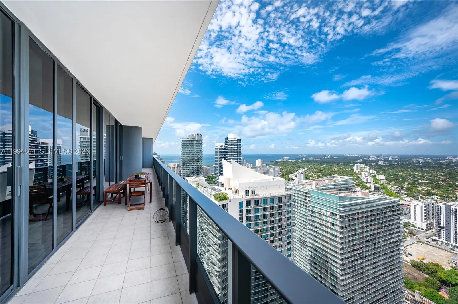 1000 Brickell Plz Ph5004, Miami, Florida 33131, Miami, Florida 33131, 4 Bedrooms Bedrooms, ,4 BathroomsBathrooms,Residential Lease,For Rent,1000 Brickell Plz Ph5004, Miami, Florida 33131,A11994804
