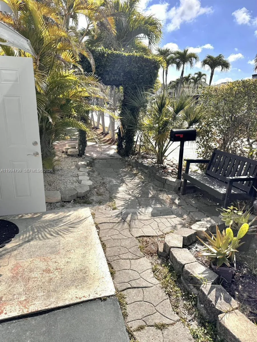 11517 Sw 34th Ln 0, Miami, Florida 33165, Miami, Florida 33165, 1 Bedroom Bedrooms, ,1 BathroomBathrooms,Residential Lease,For Rent,11517 Sw 34th Ln 0, Miami, Florida 33165,A11994799