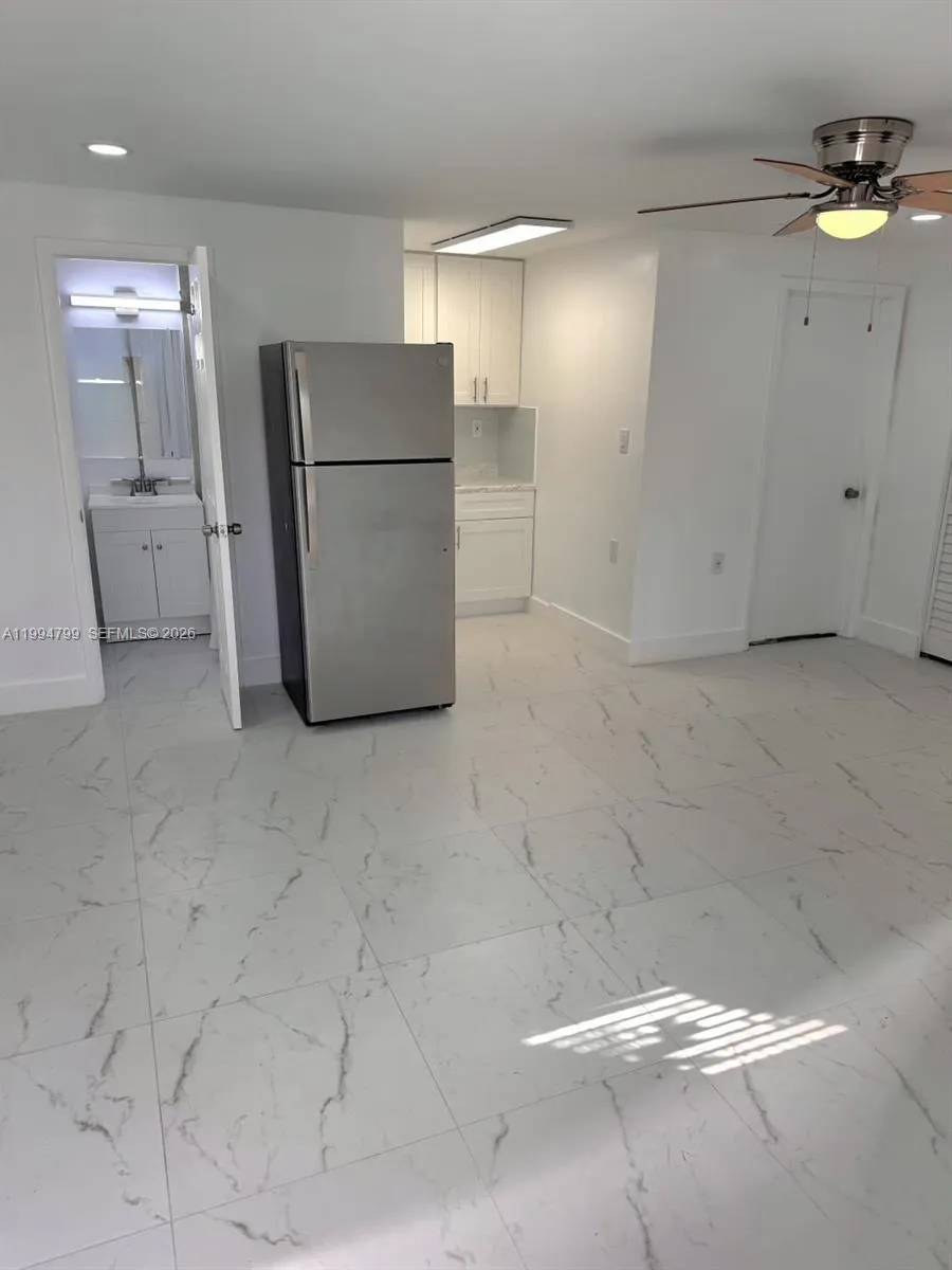 11517 Sw 34th Ln 0, Miami, Florida 33165, Miami, Florida 33165, 1 Bedroom Bedrooms, ,1 BathroomBathrooms,Residential Lease,For Rent,11517 Sw 34th Ln 0, Miami, Florida 33165,A11994799