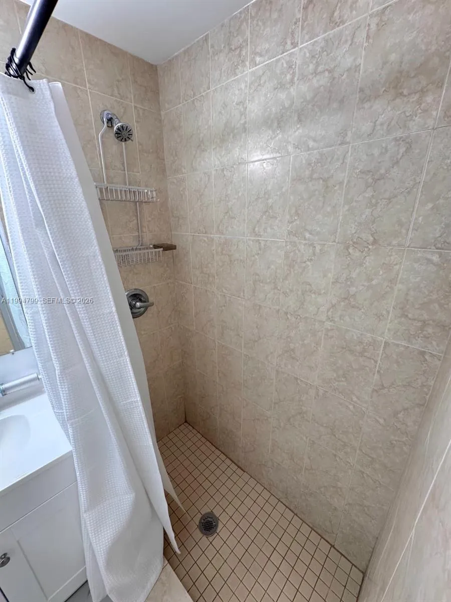 11517 Sw 34th Ln 0, Miami, Florida 33165, Miami, Florida 33165, 1 Bedroom Bedrooms, ,1 BathroomBathrooms,Residential Lease,For Rent,11517 Sw 34th Ln 0, Miami, Florida 33165,A11994799