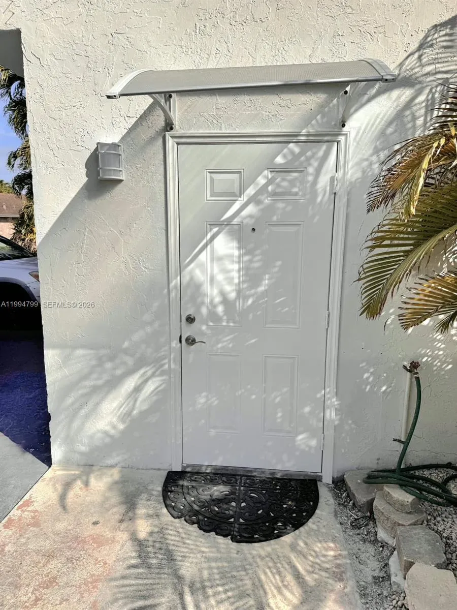 11517 Sw 34th Ln 0, Miami, Florida 33165, Miami, Florida 33165, 1 Bedroom Bedrooms, ,1 BathroomBathrooms,Residential Lease,For Rent,11517 Sw 34th Ln 0, Miami, Florida 33165,A11994799