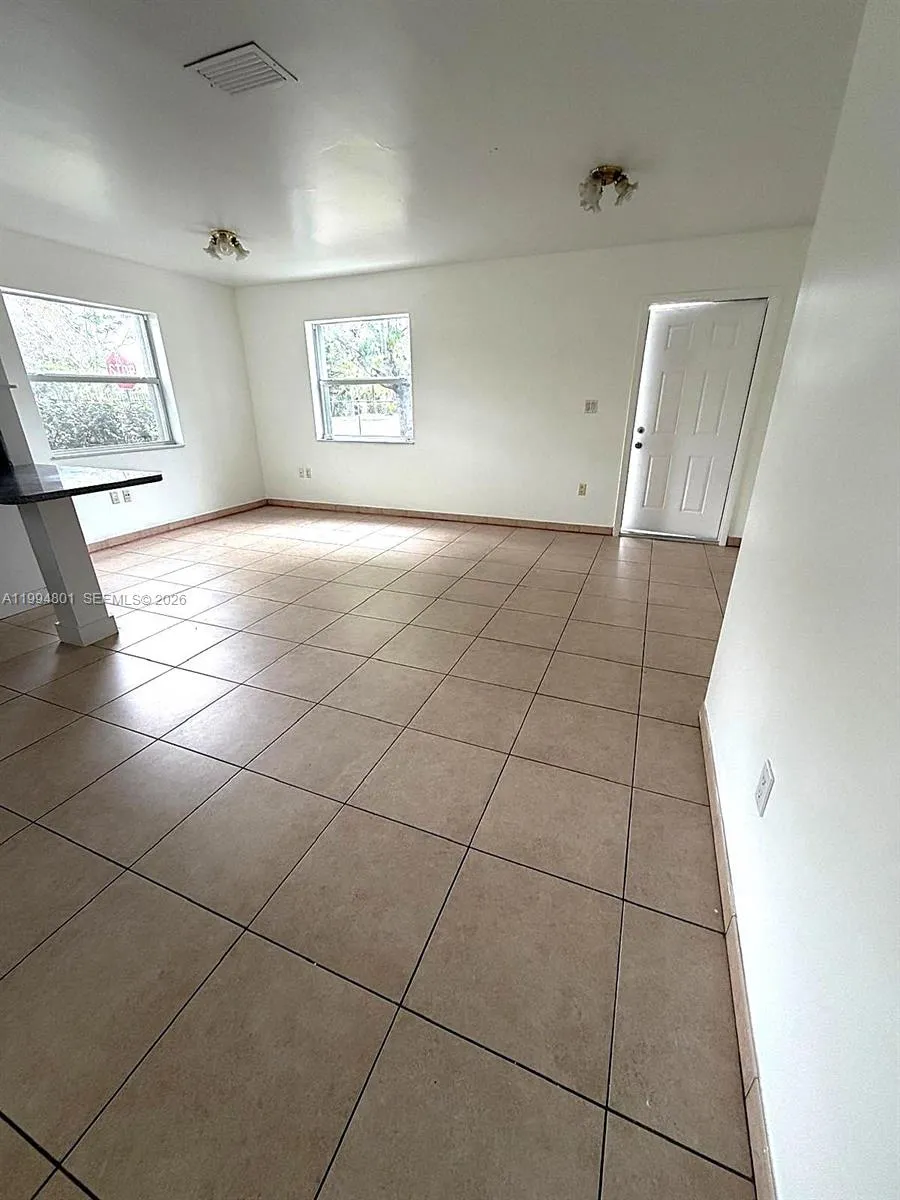 14140 Ne 2 Ct 4, Miami, Florida 33161, Miami, Florida 33161, 2 Bedrooms Bedrooms, ,1 BathroomBathrooms,Residential Lease,For Rent,14140 Ne 2 Ct 4, Miami, Florida 33161,A11994801