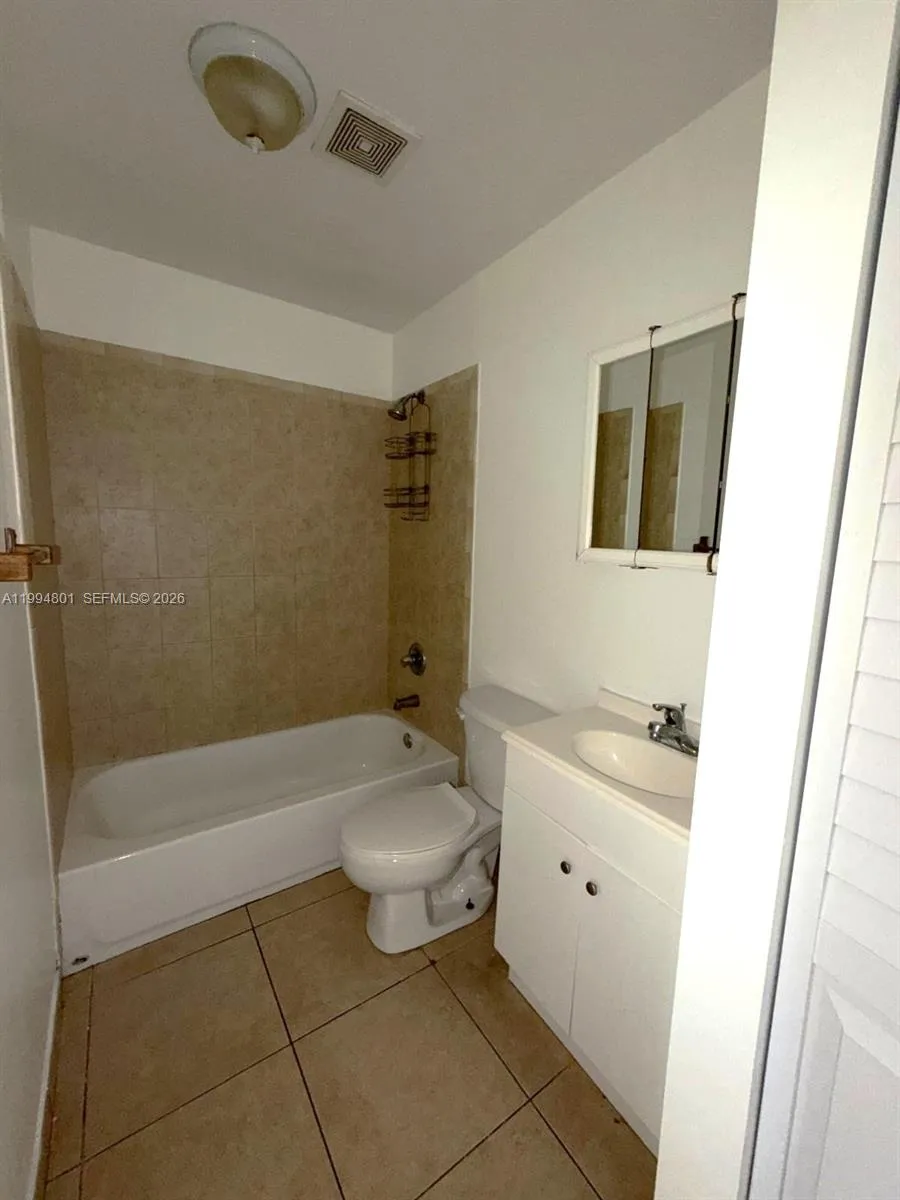 14140 Ne 2 Ct 4, Miami, Florida 33161, Miami, Florida 33161, 2 Bedrooms Bedrooms, ,1 BathroomBathrooms,Residential Lease,For Rent,14140 Ne 2 Ct 4, Miami, Florida 33161,A11994801